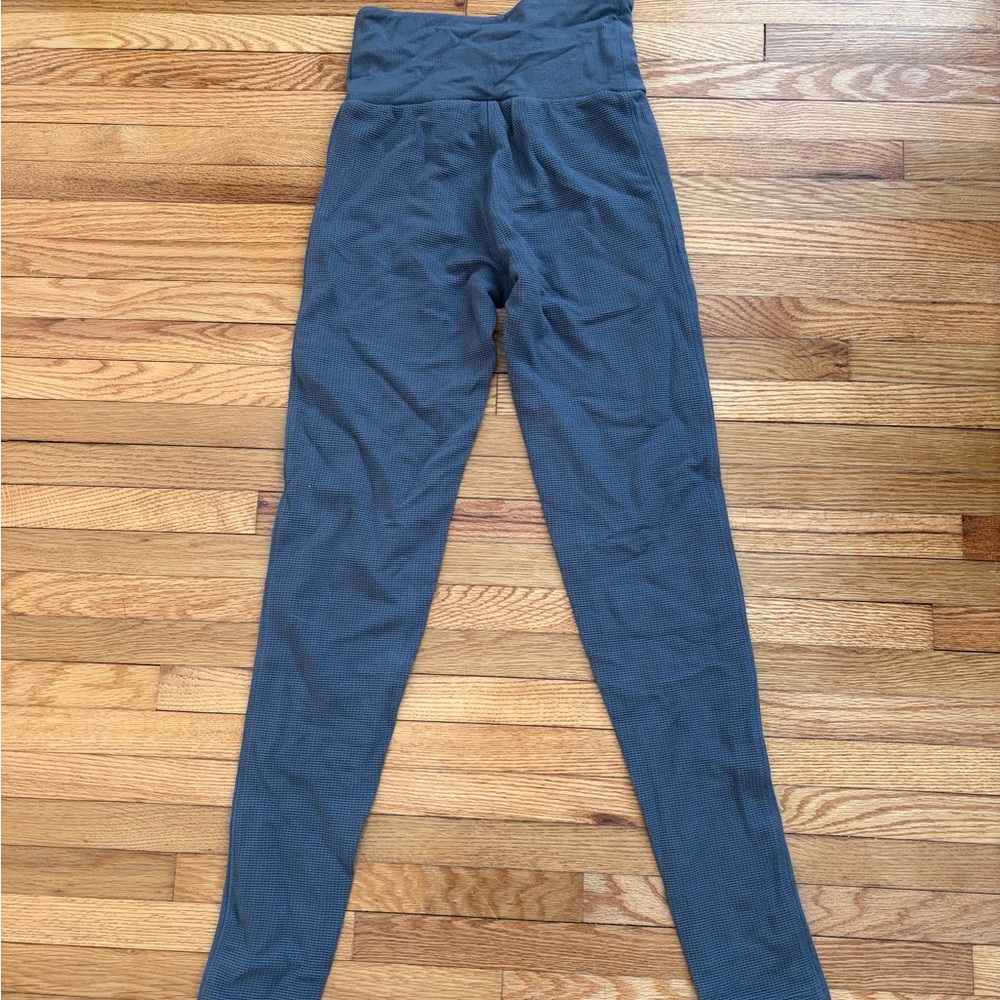 Victoria's Secret Leggings Double Waffle Knit Grey - Picture 8 of 9